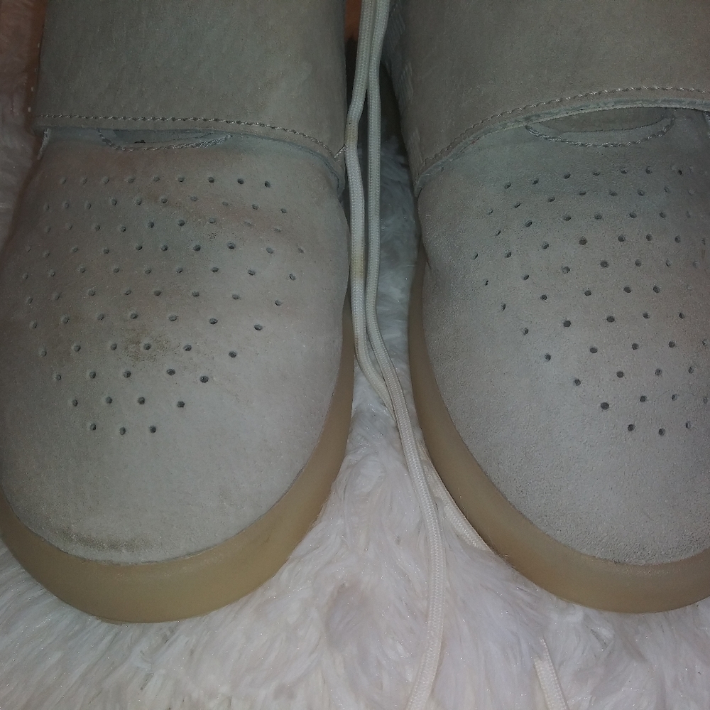 Adidas - Picture 3 of 5